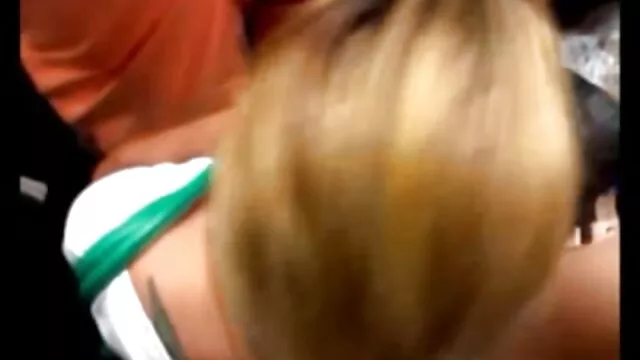Se registration ingen registrering  En mand video porno mom med en stædig personlighed, der nyder at bære en mand