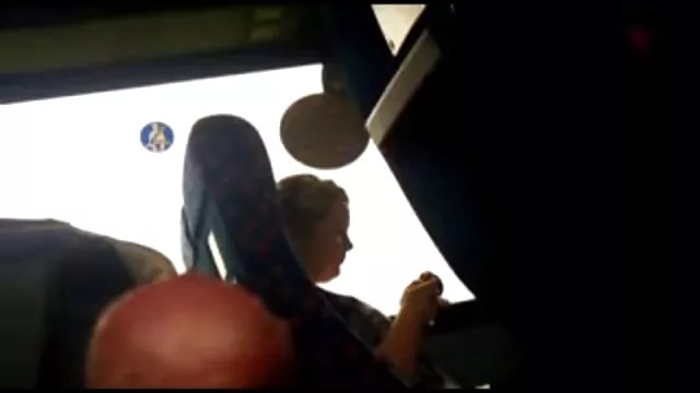 Se registration ingen registrering  Hår fyr film son porn lærer Julia at sutte og kneppe
