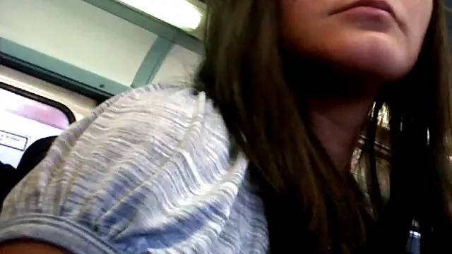 Se registration ingen registrering  Med massagerens porno mom xxxl ankomst er hendes fisse allerede våd
